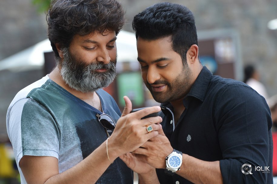 Aravindha-Sametha-Working-Stills